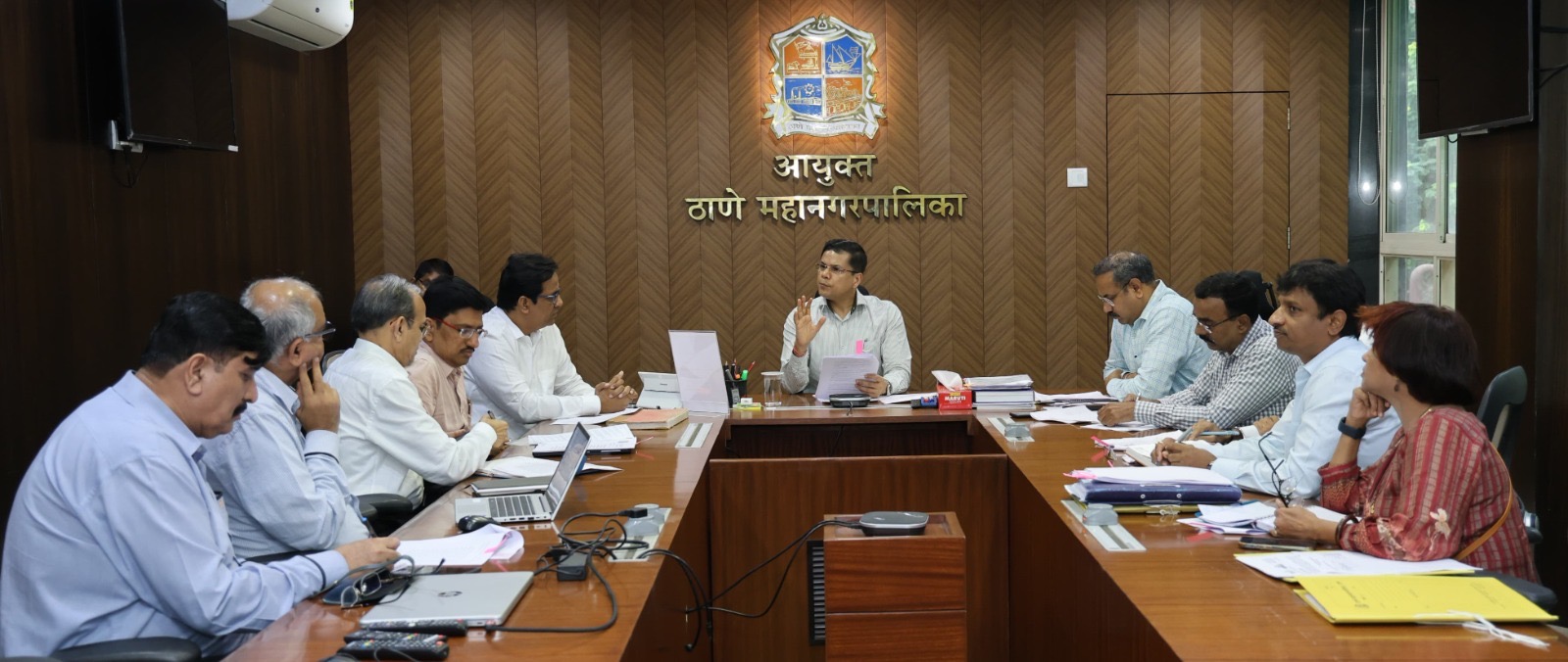 अनधिकृत बांधकामांना कोणत्याही परिस्थितीत वीज पुरवठा करू नये’, महापालिका आयुक्त सौरभ राव यांचे निर्देश.