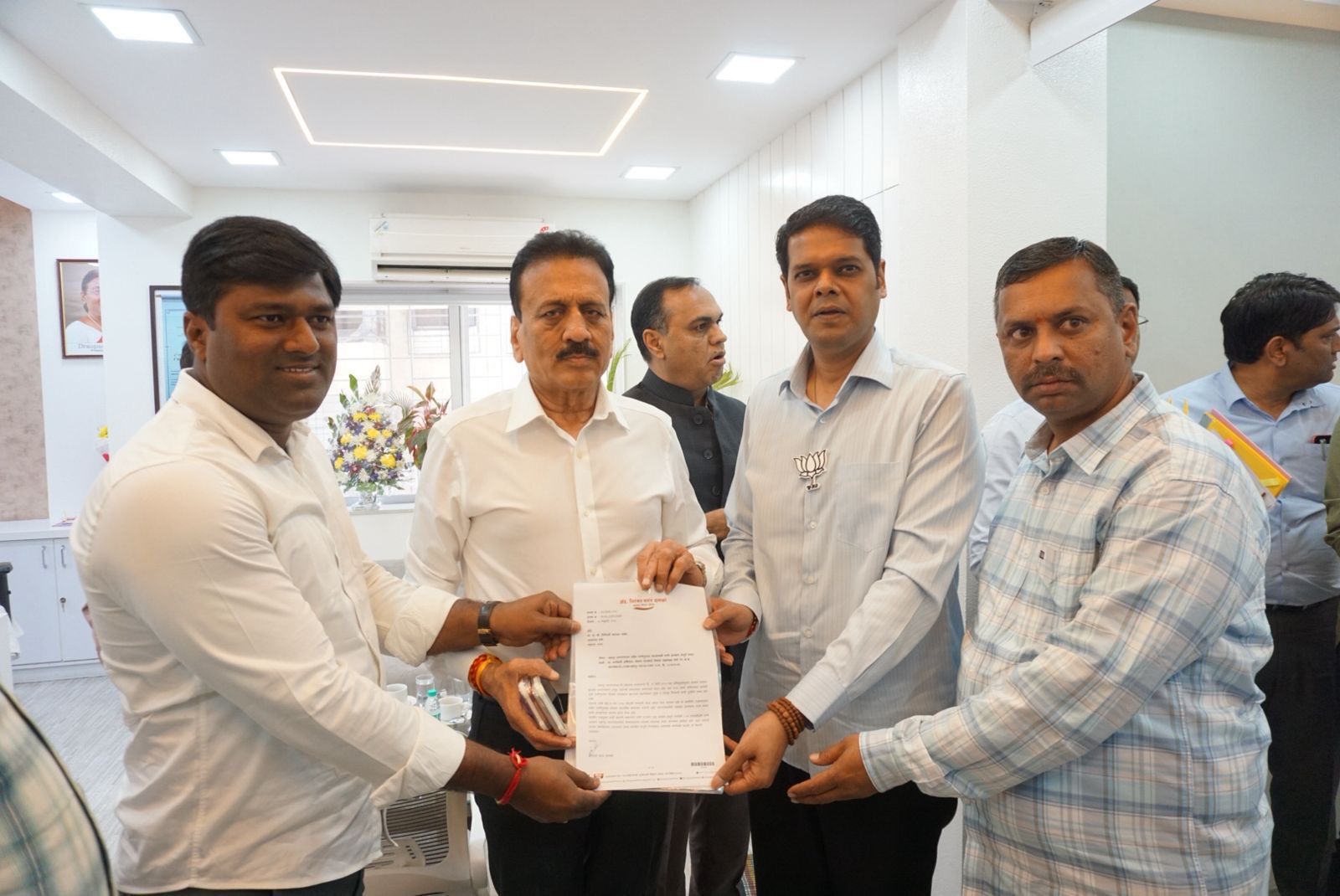 शहापूरसाठी नव्या पाणीपुरवठा योजनेला तातडीची मंजुरी द्यावी – आ. ॲड. निरंजन डावखरे यांचे जलसंपदा मंत्री गिरीश महाजन यांना निवेदन*